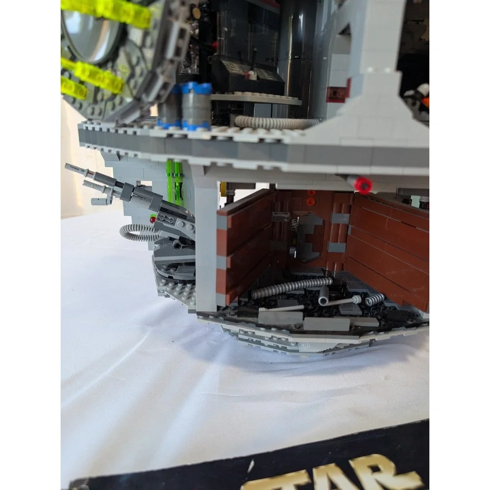 LEGO Star Wars: Death Star (75159) W/ Manual, 99% Complete No Minifigures